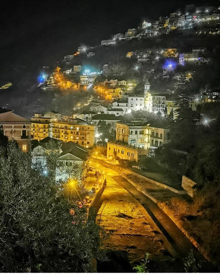 Aretusa Resort Amalfi Coast Vietri Buitenkant foto