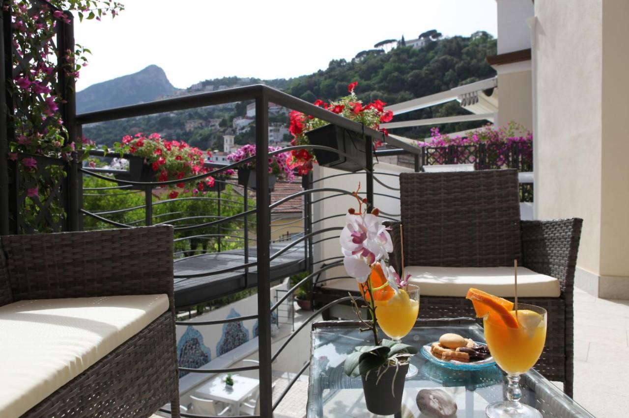 Aretusa Resort Amalfi Coast Vietri Buitenkant foto